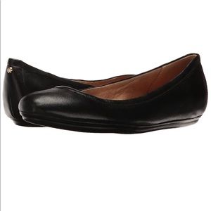 Naturalizer Women's Brittany Flat